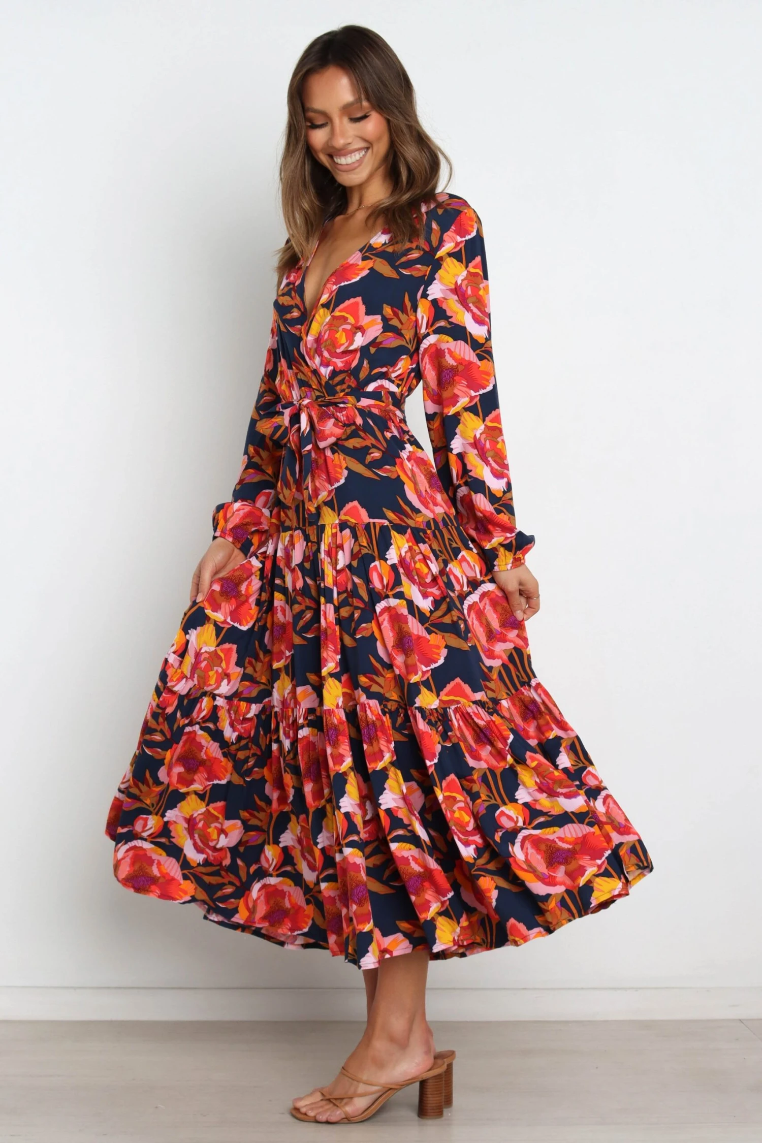 Balsa Dress - Navy Floral 7 Balsa Dress - Navy Floral - Image 5