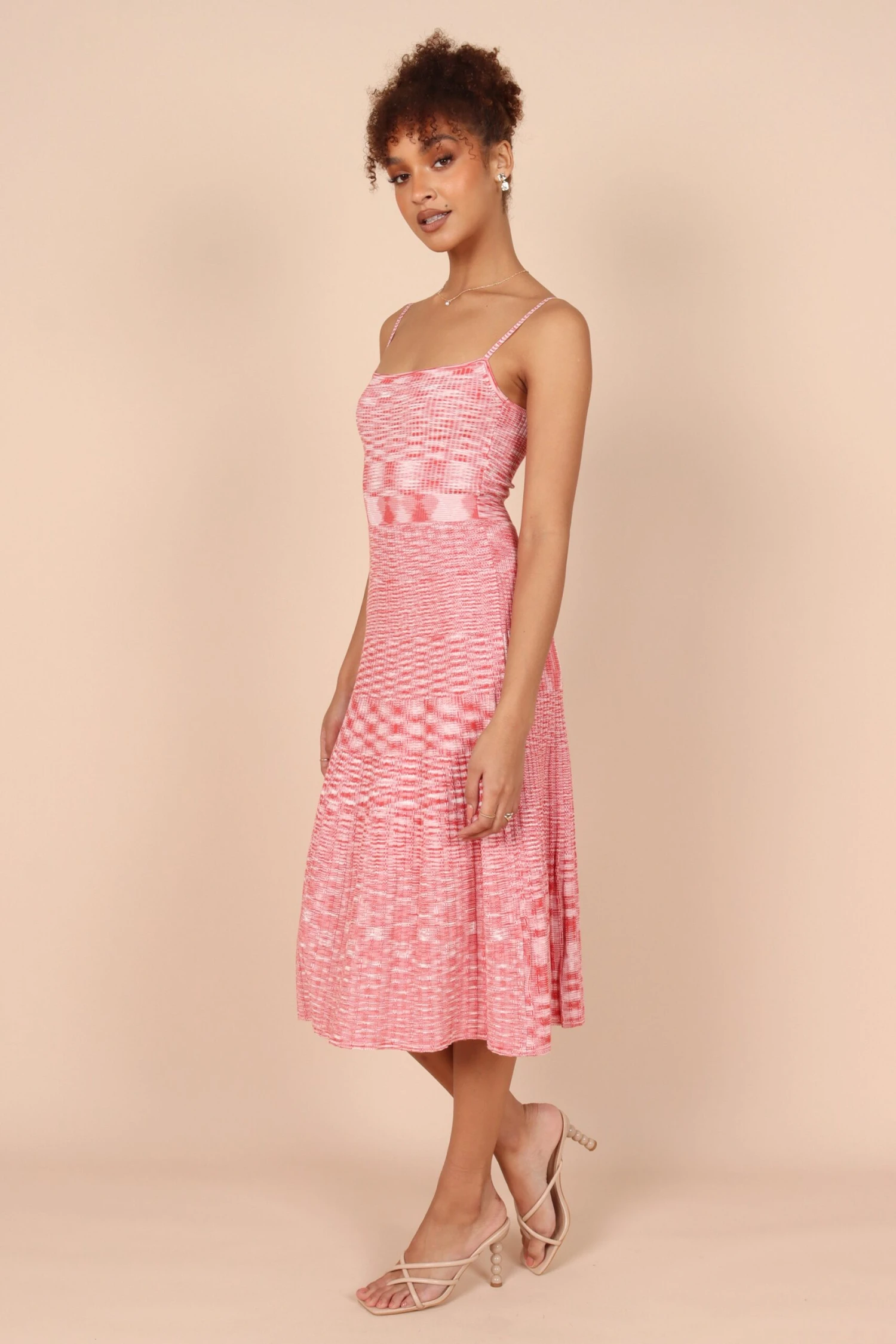 Blinque Light Knit Midi Dress - Cream/Red 6 Blinque Light Knit Midi Dress - Cream/Red - Image 4