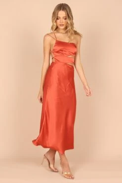 Forelle One Shoulder Cut Out Midi Dress - Rust -Fashion Dress petal and pup usa dresses forelle one shoulder cut out midi dress rust 32396382568625