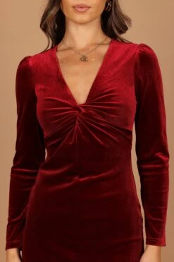 Lisse Twist Front Long Sleeve Velvet Midi Dress - Wine -Fashion Dress petal and pup usa dresses lisse twist front long sleeve velvet midi dress wine 32673824571569