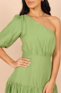 Milla One Shoulder Tiered Midi Dress - Green -Fashion Dress petal and pup usa dresses milla one shoulder tiered midi dress green 32465631248561