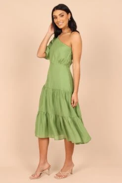 Milla One Shoulder Tiered Midi Dress - Green -Fashion Dress petal and pup usa dresses milla one shoulder tiered midi dress green 32465631281329
