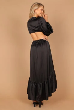 Minnow Satin Ruffle Tier O-Ring Cut Out Maxi Dress - Black -Fashion Dress petal and pup usa dresses minnow satin ruffle tier o ring cut out maxi dress black 32589111984305